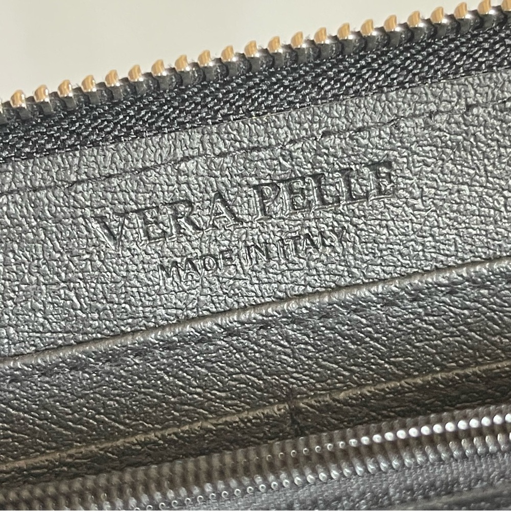 VERA PELLE Black Leather Crossbody Wallet And Phone Pocket - Picture 8 of 16